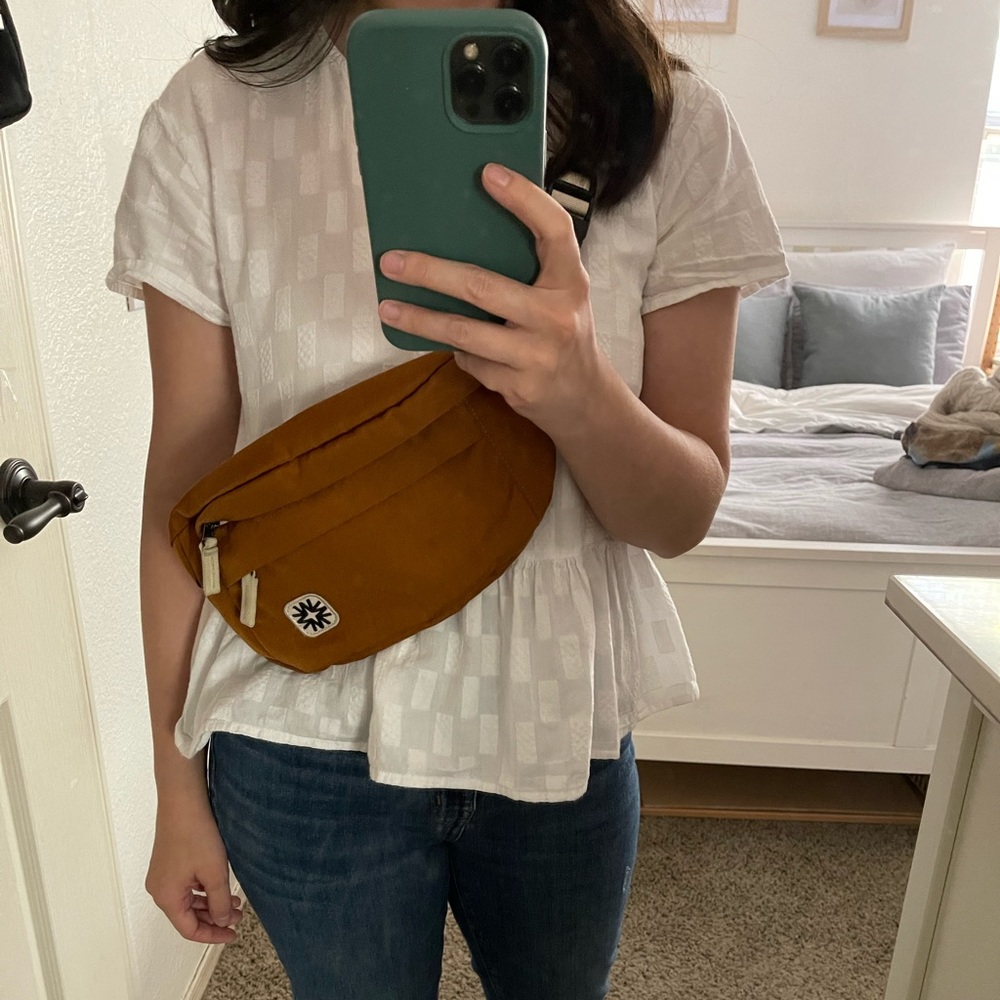 Walker Goods Louie Sling